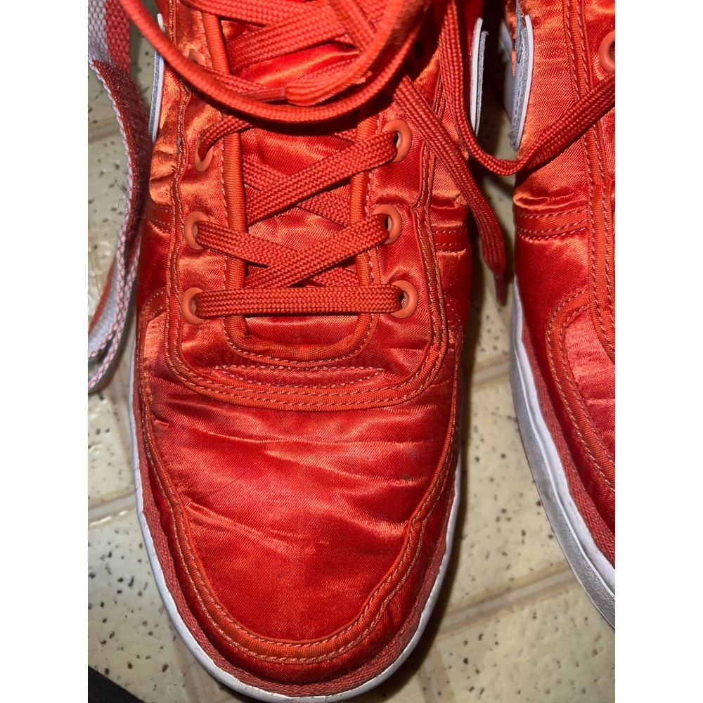 Nike Men's Size 12.5 Vandal High
Supreme Satin Retro Coral Shoes
318330-800 - Picture 5 of 8